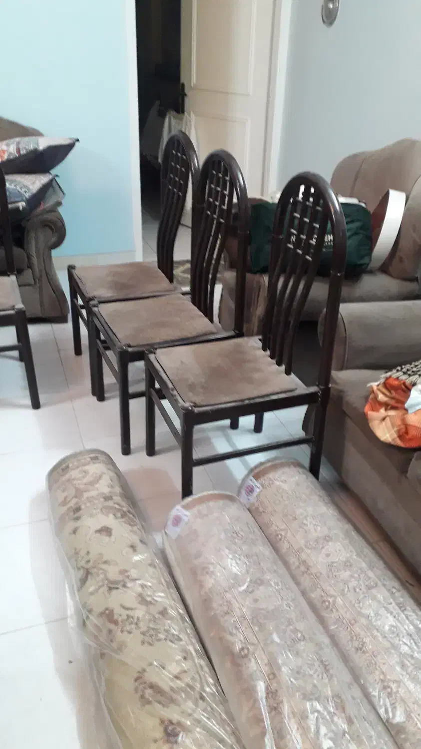 مبل شش نفره و میز و صندلی|مبلمان خانگی و میز عسلی|قم, زنبیل آباد|دیوار