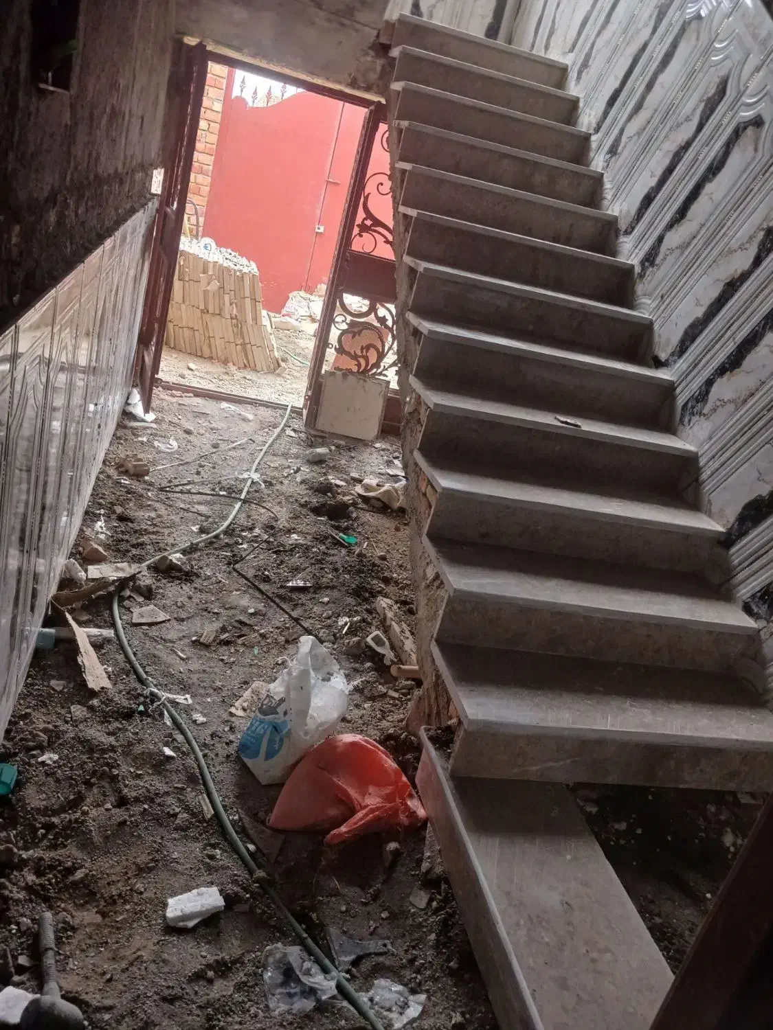 کاشی کاری وسیمان کاری|خدمات پیشه و مهارت|ایرانشهر, |دیوار