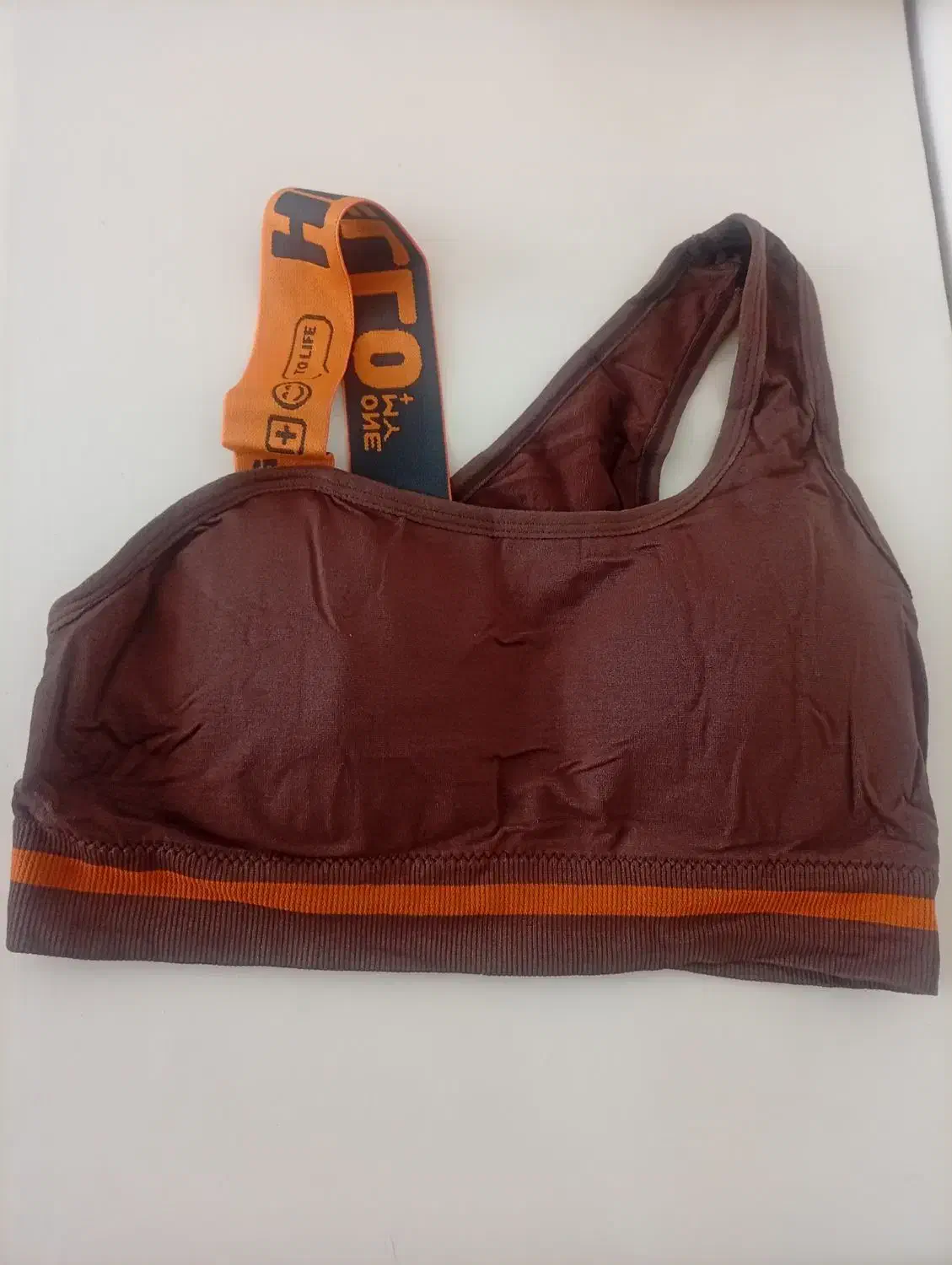 نیم تنه ی خارجی|لباس|مشهد, هفت تیر (آب و برق)|دیوار