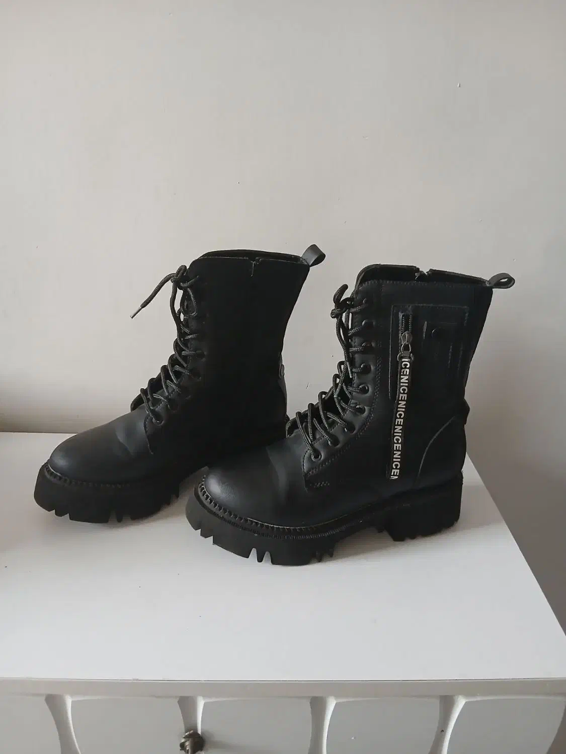 بوت دخترونه|کیف، کفش، کمربند|آبیک, |دیوار