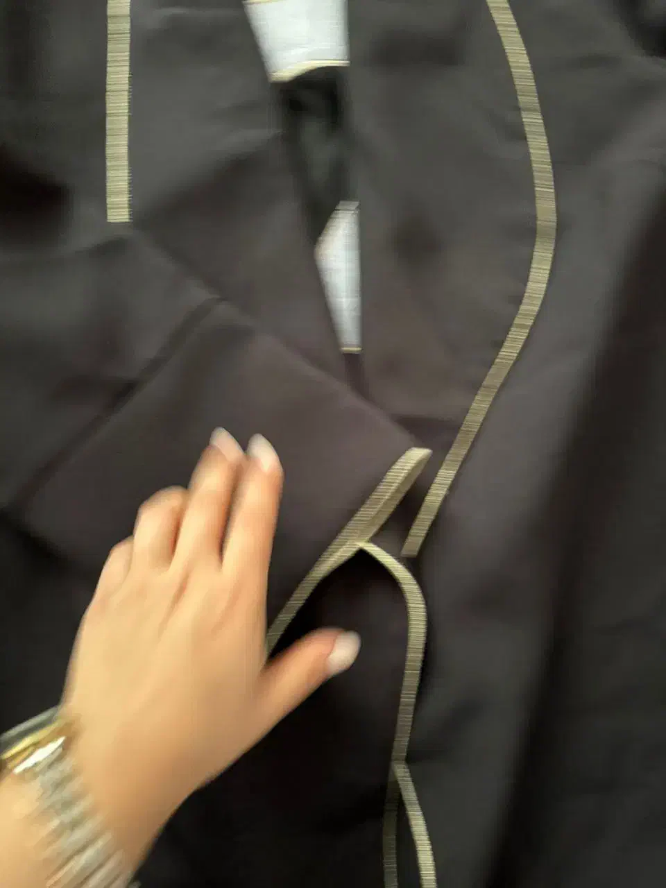 مانتوجلو باز|لباس|تبریز, |دیوار