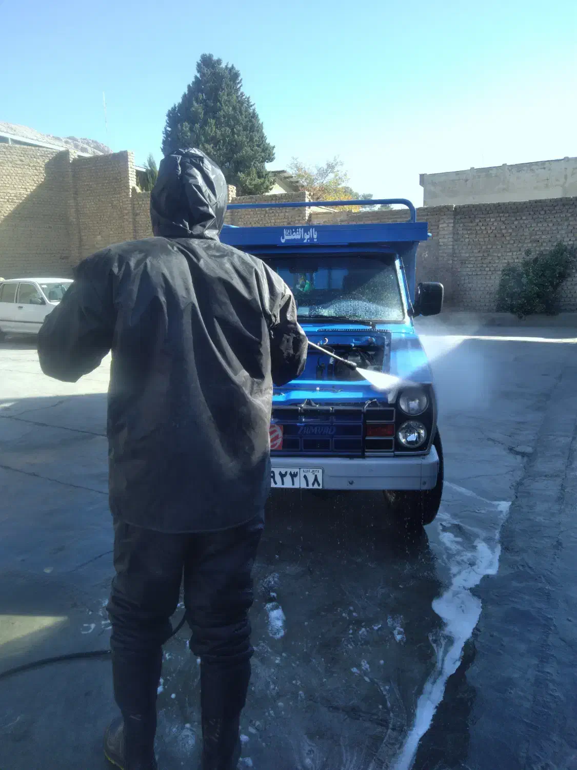 نیازمند به یک آقا برای کار در کارواش|استخدام سرایداری و نظافت|هرسین, |دیوار