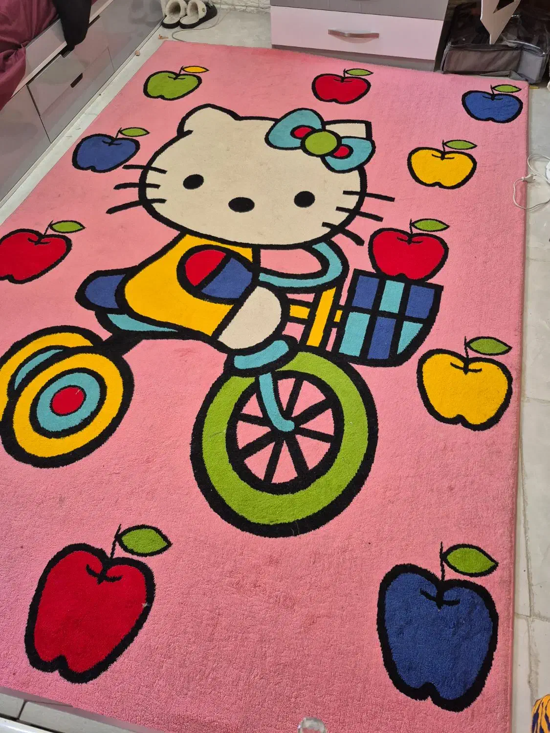 فروش فرش هلو کیتی|فرش|شاهین‌شهر, فردوسی|دیوار