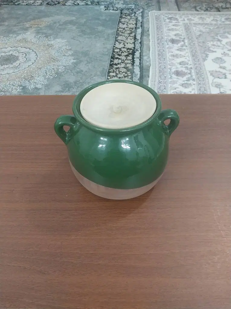کوزه|ظروف پخت‌وپز|آمل, |دیوار