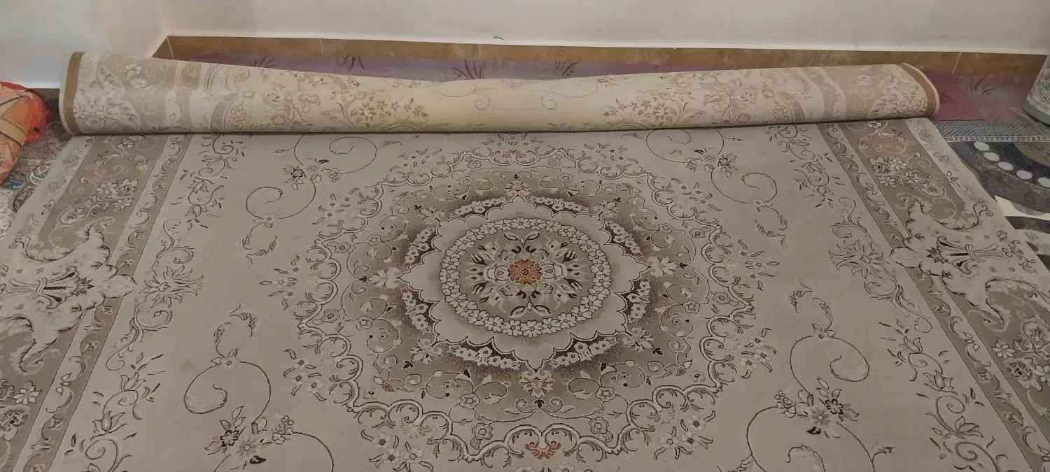 فرش کارکرده|فرش|قدس, شهرقدس|دیوار