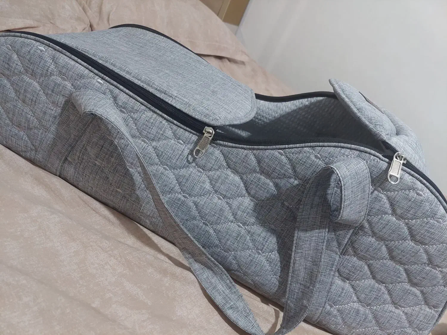 کریکات نوزاد مارک کاوک و قنداق سوئیسی  رُزبُرن|اسباب و اثاث بچه|ساری, |دیوار