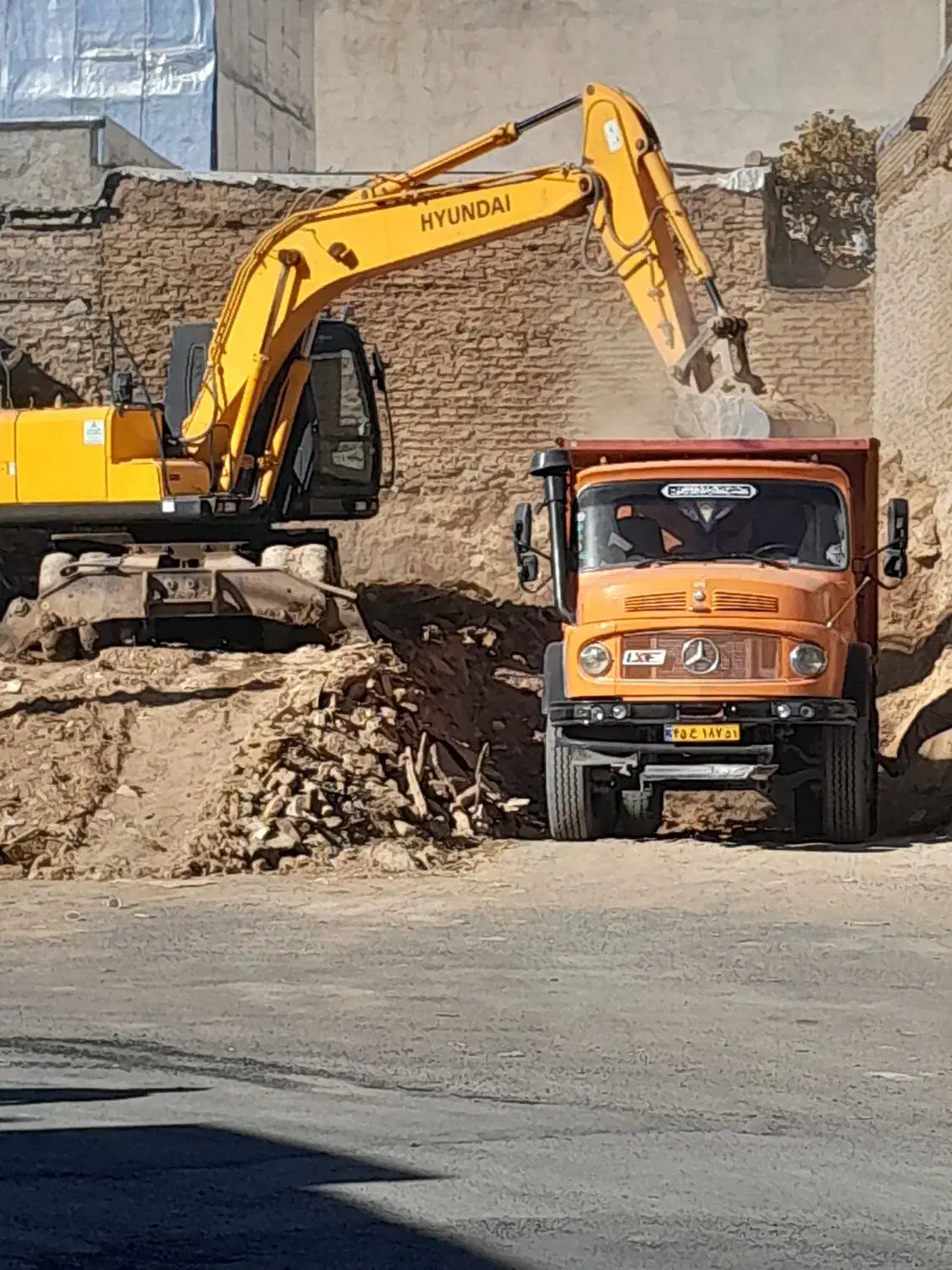 تخریب وخاکبرداری|خدمات پیشه و مهارت|سنندج, |دیوار