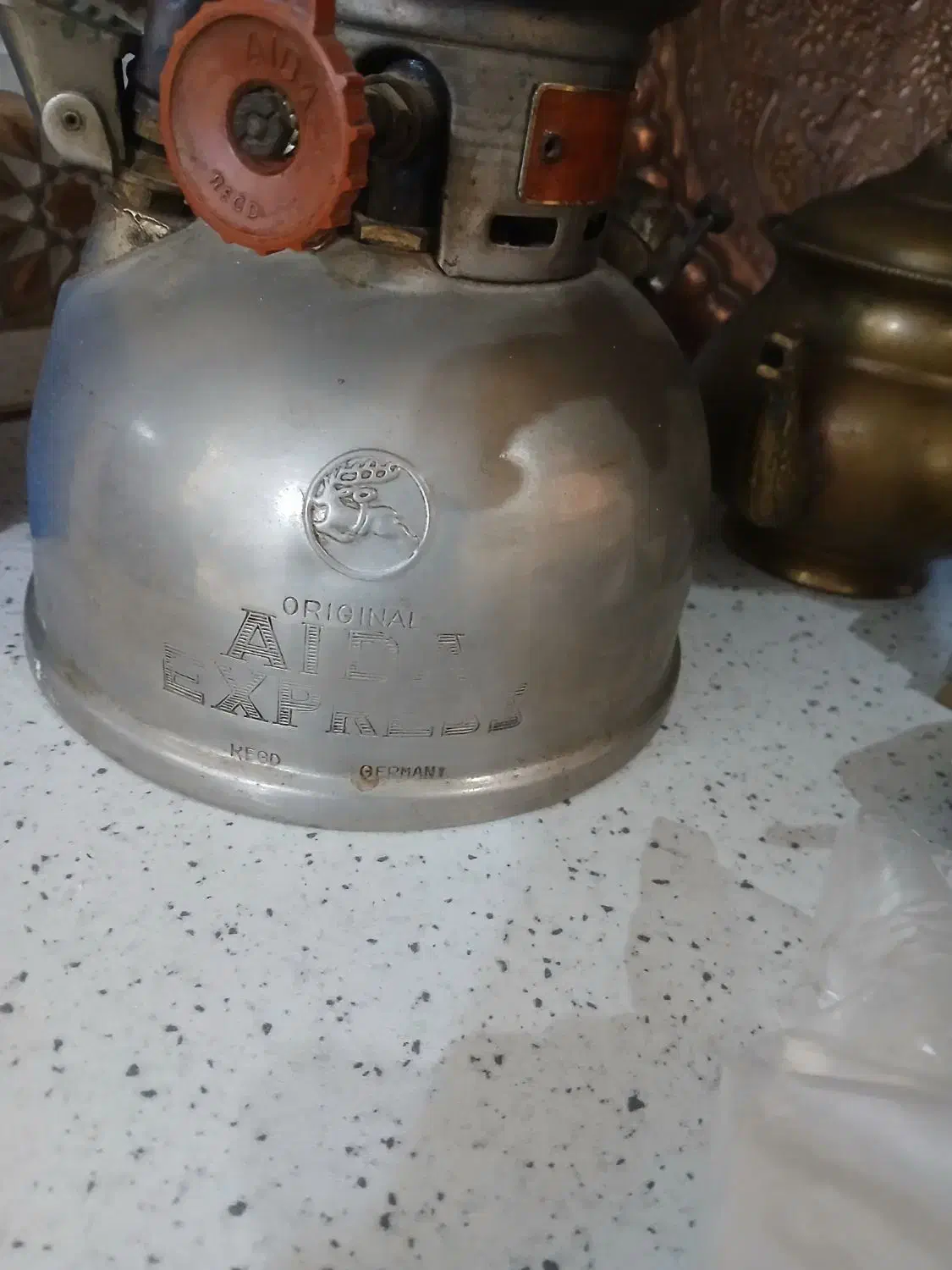 چراغ نفتی|کلکسیون اشیاء عتیقه|بومهن, |دیوار