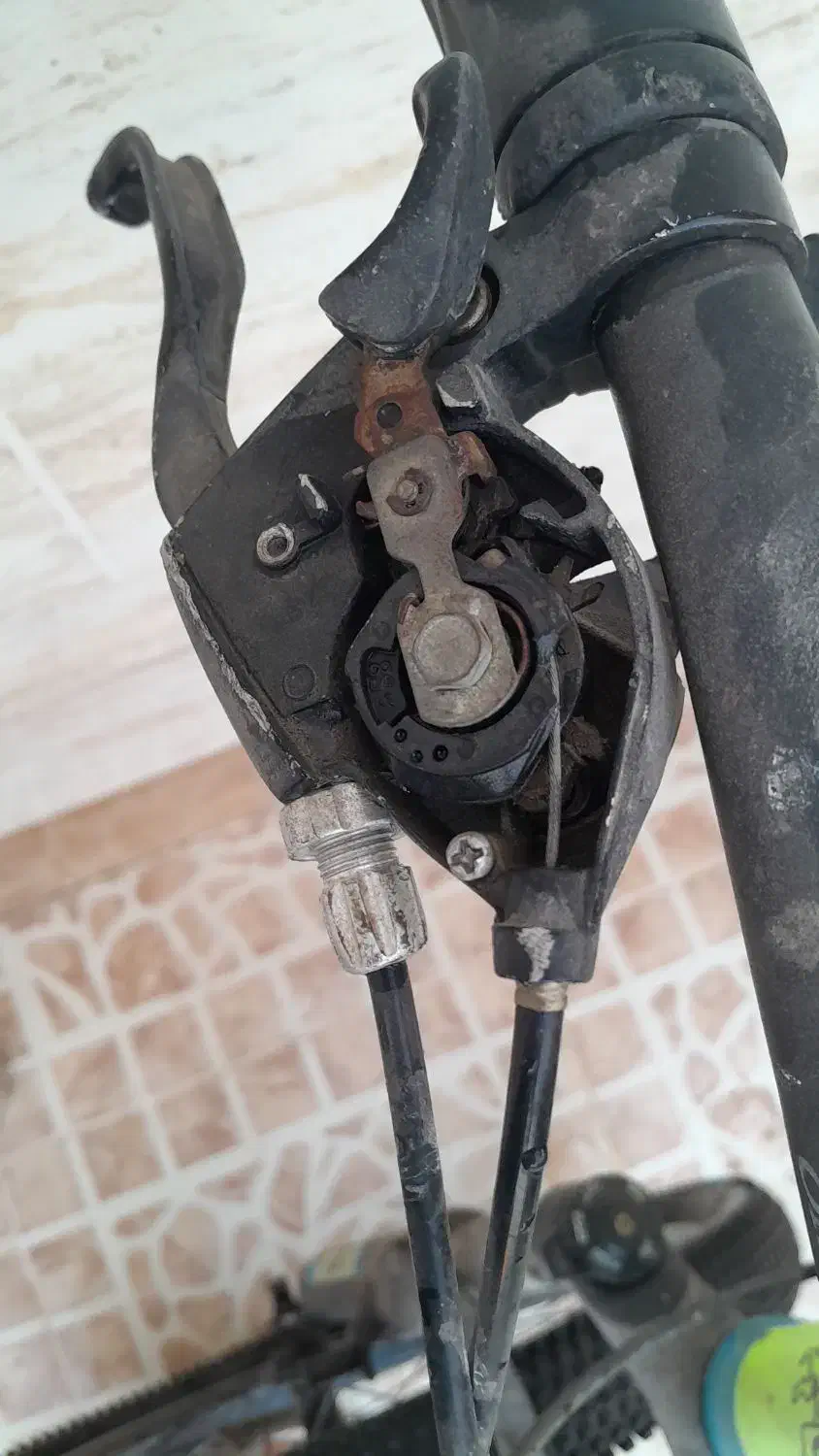 دوچرخه|دوچرخه، اسکیت، اسکوتر|شبانکاره, |دیوار