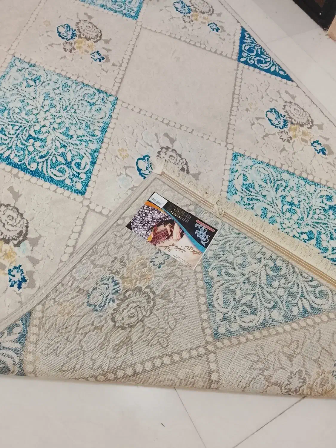 فرش تمیز و در حد نو|فرش|چالوس, |دیوار