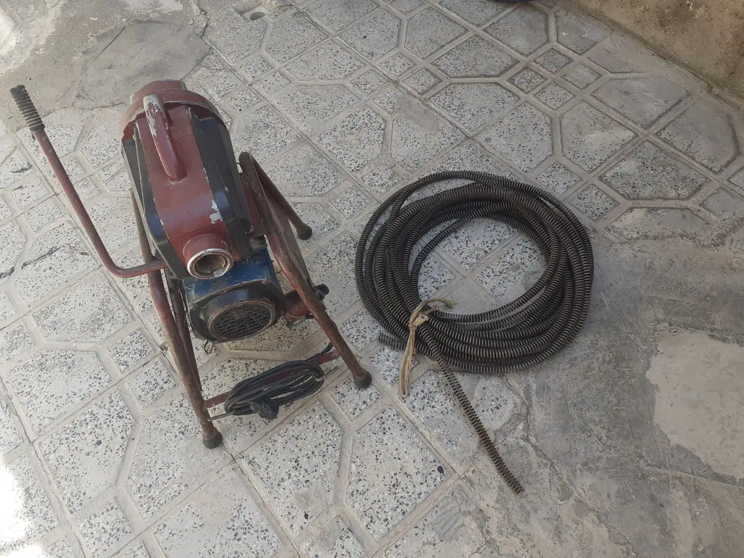 لوله بازکنی|خدمات پیشه و مهارت|قیدار, |دیوار