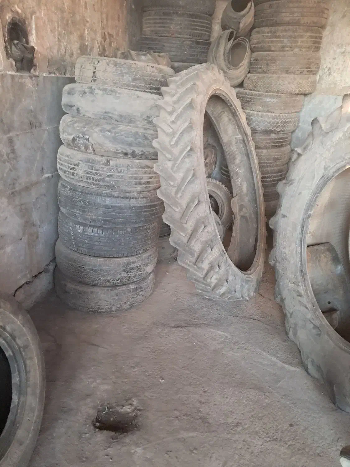 لاستیک|عمده‌فروشی|پارس‌آباد, |دیوار