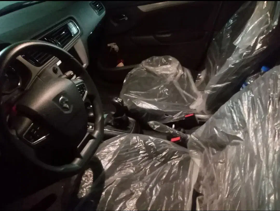 تارا وی یک پلاس ( V1 PLUS)|خودرو سواری و وانت|همدان, |دیوار