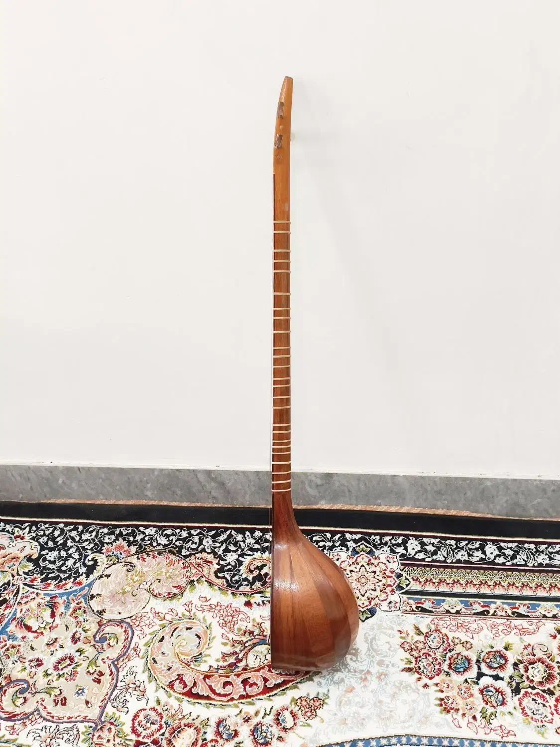 فروش سه تار پنجه قنبری|سازهای سنتی|شهرکرد, |دیوار