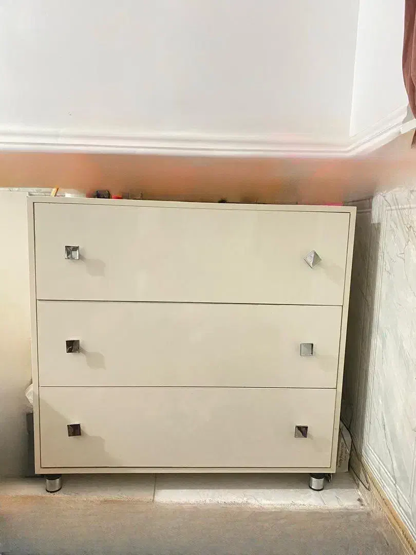 سرویس چوب ام دی اف|مبلمان خانگی و میز عسلی|چابهار, |دیوار