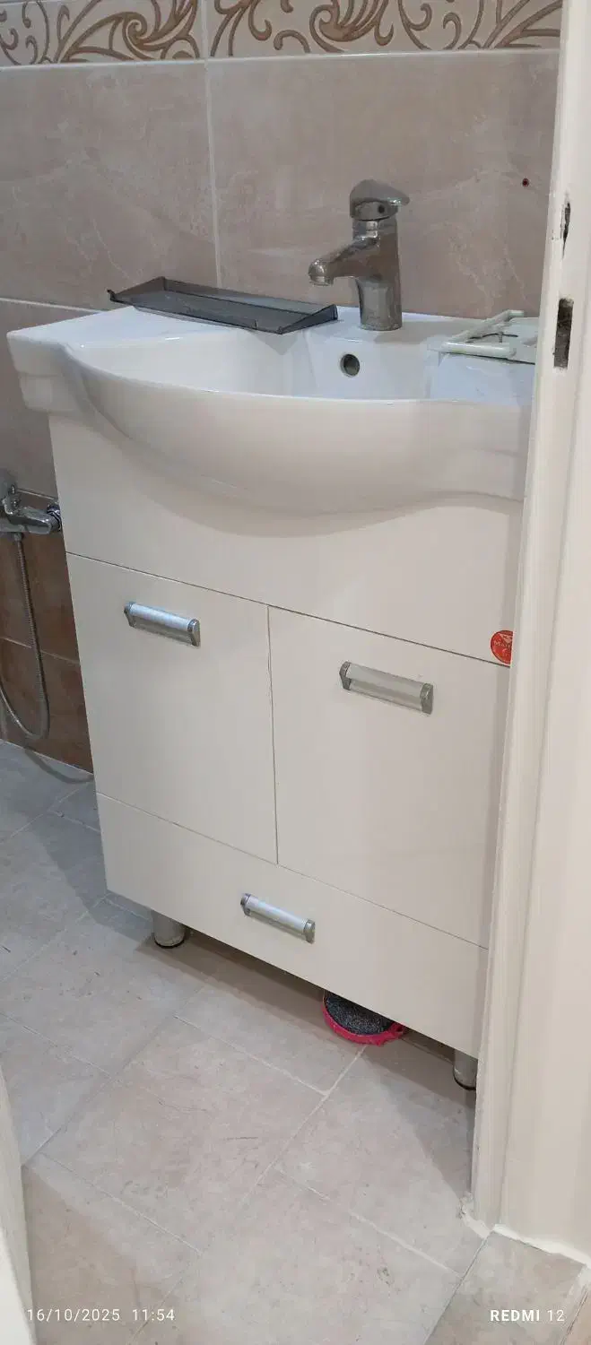 حراج وسایل خانه ایفون و روشویی و هود و فلاسک|حراج|تهران, طرشت|دیوار