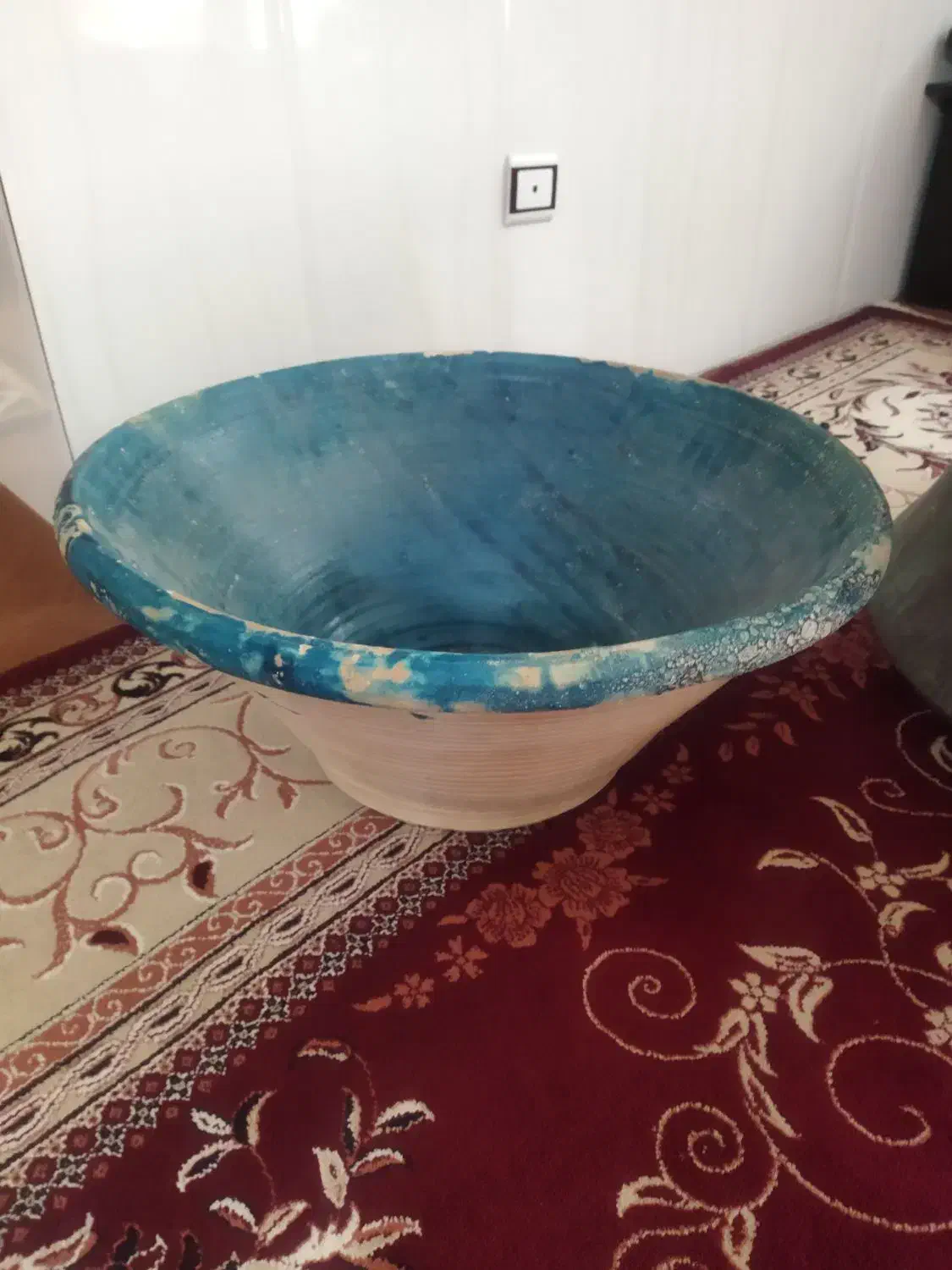 عتیقه|کلکسیون اشیاء عتیقه|شاهینشهر, گزبرخوار|دیوار