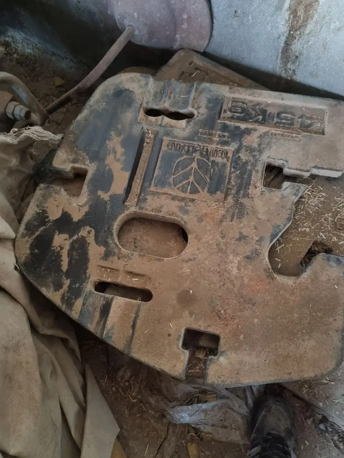 لنگر جلو عقب تراکتور نیوهلند وزنه|قطعات یدکی و لوازم جانبی|جعفرآباد, |دیوار