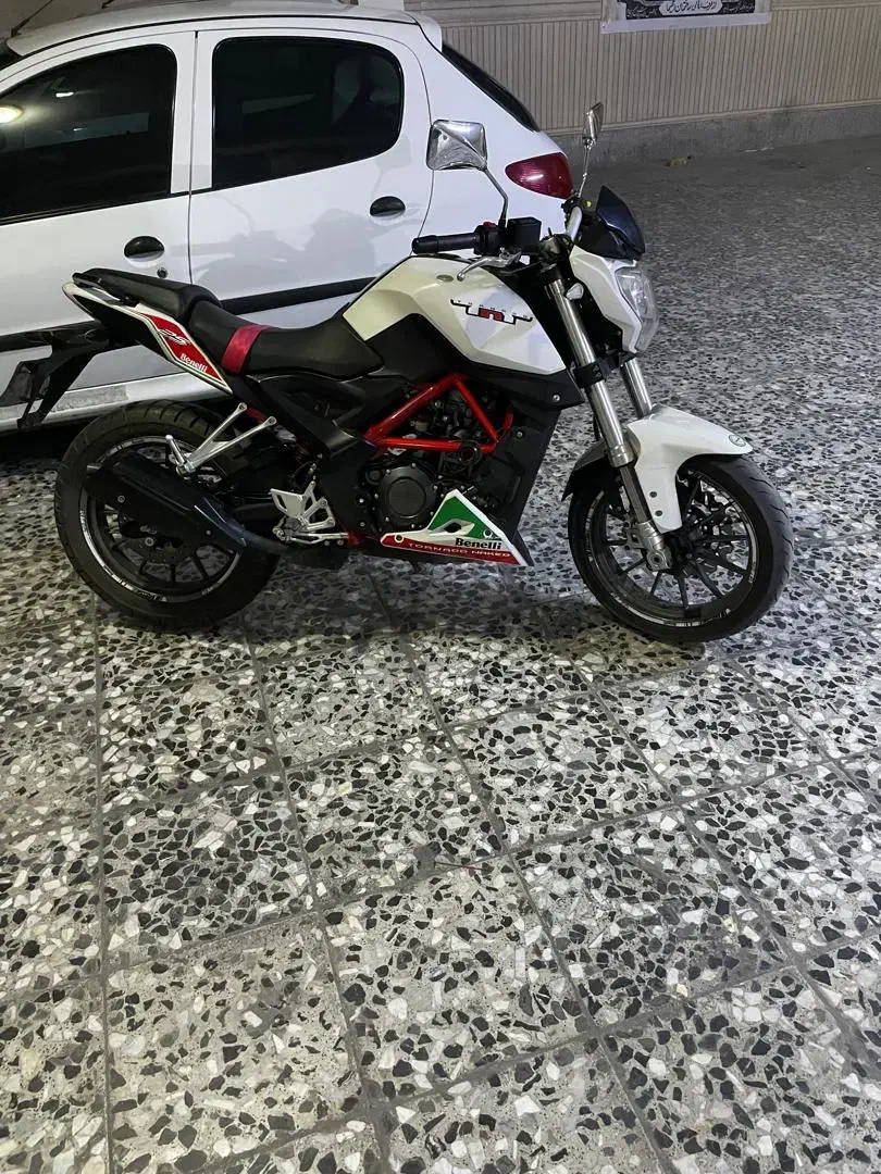 بنلی تک مدل۹۸|موتورسیکلت|فردیس, شهرک شهید حسینی|دیوار