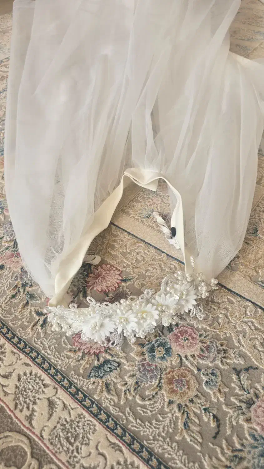 لباس عروس و فرمالیته با شنل|لباس|نجف‌آباد, هفده شهریور|دیوار