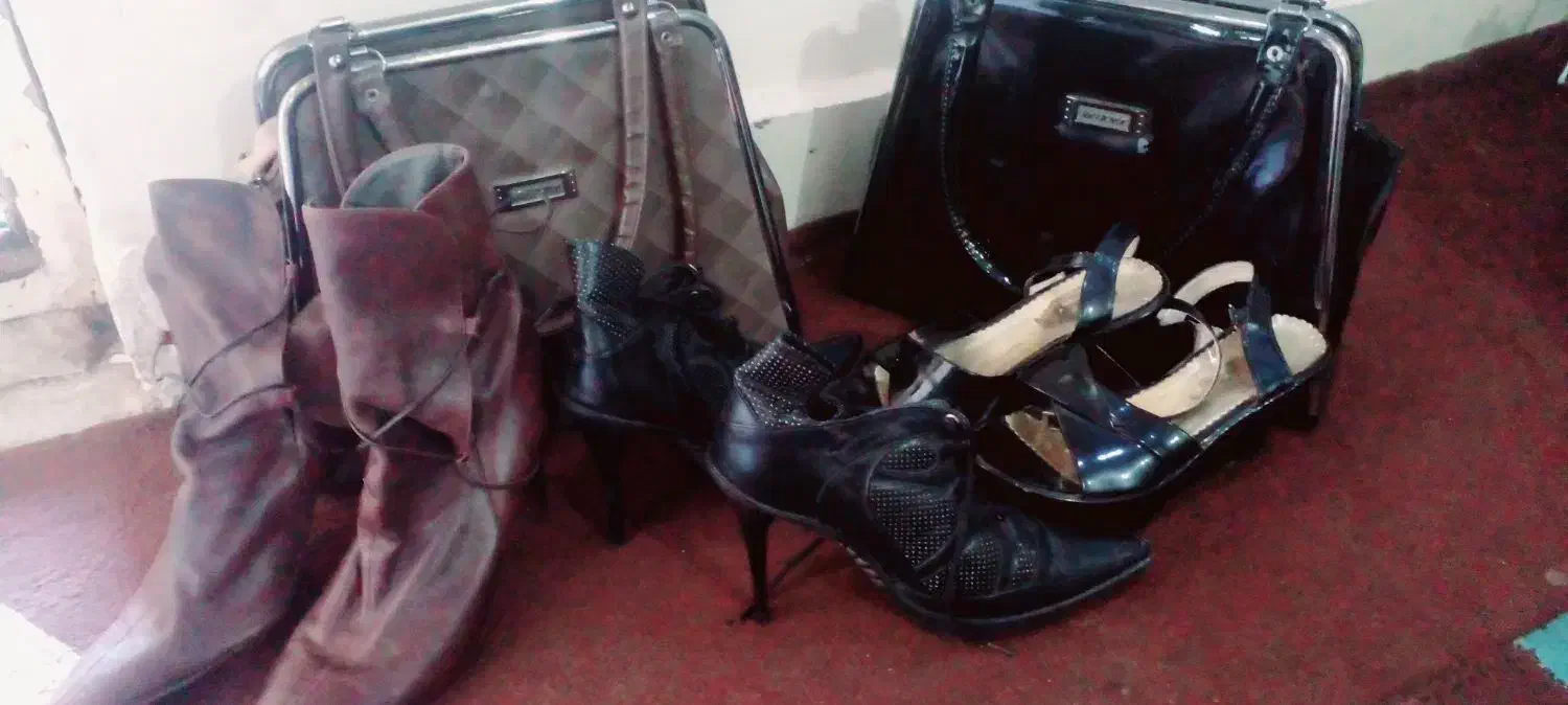 کیف وکفش|کیف، کفش، کمربند|اهواز, حصیرآباد|دیوار