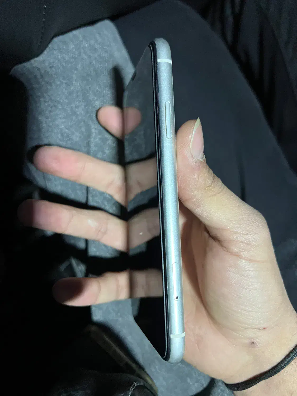 iPhone 11 normal|موبایل|دورود, |دیوار