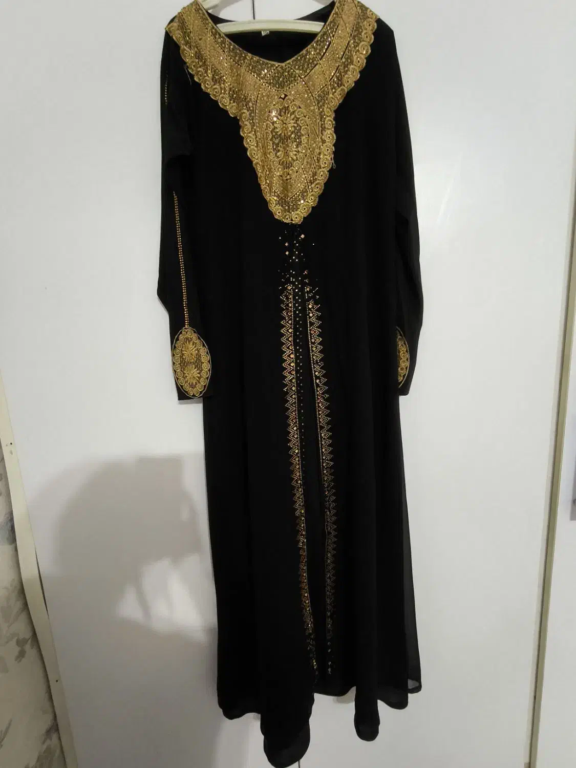 لباس|لباس|اهواز, حصیرآباد|دیوار