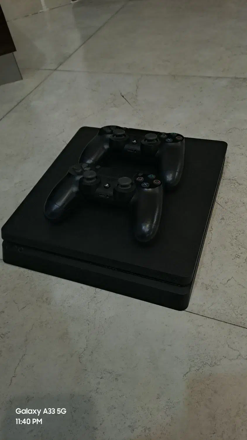 ps4(پی اس فور) اسلیم کپی خور ۱ ترابایت ۲ دسته|کنسول، بازی ویدئویی و آنلاین|کرمانشاه, |دیوار