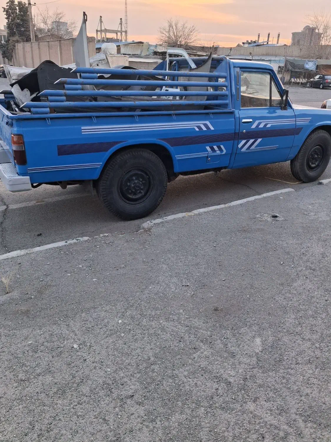 نیسان مدل ۸۱|خودرو سواری و وانت|تهران, کوی نصر مهرآباد|دیوار