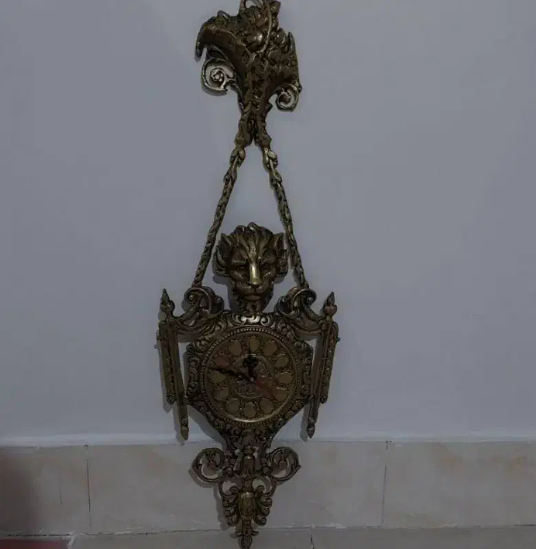 لوازم برنزی قدیمی|کلکسیون اشیاء عتیقه|اهر, |دیوار