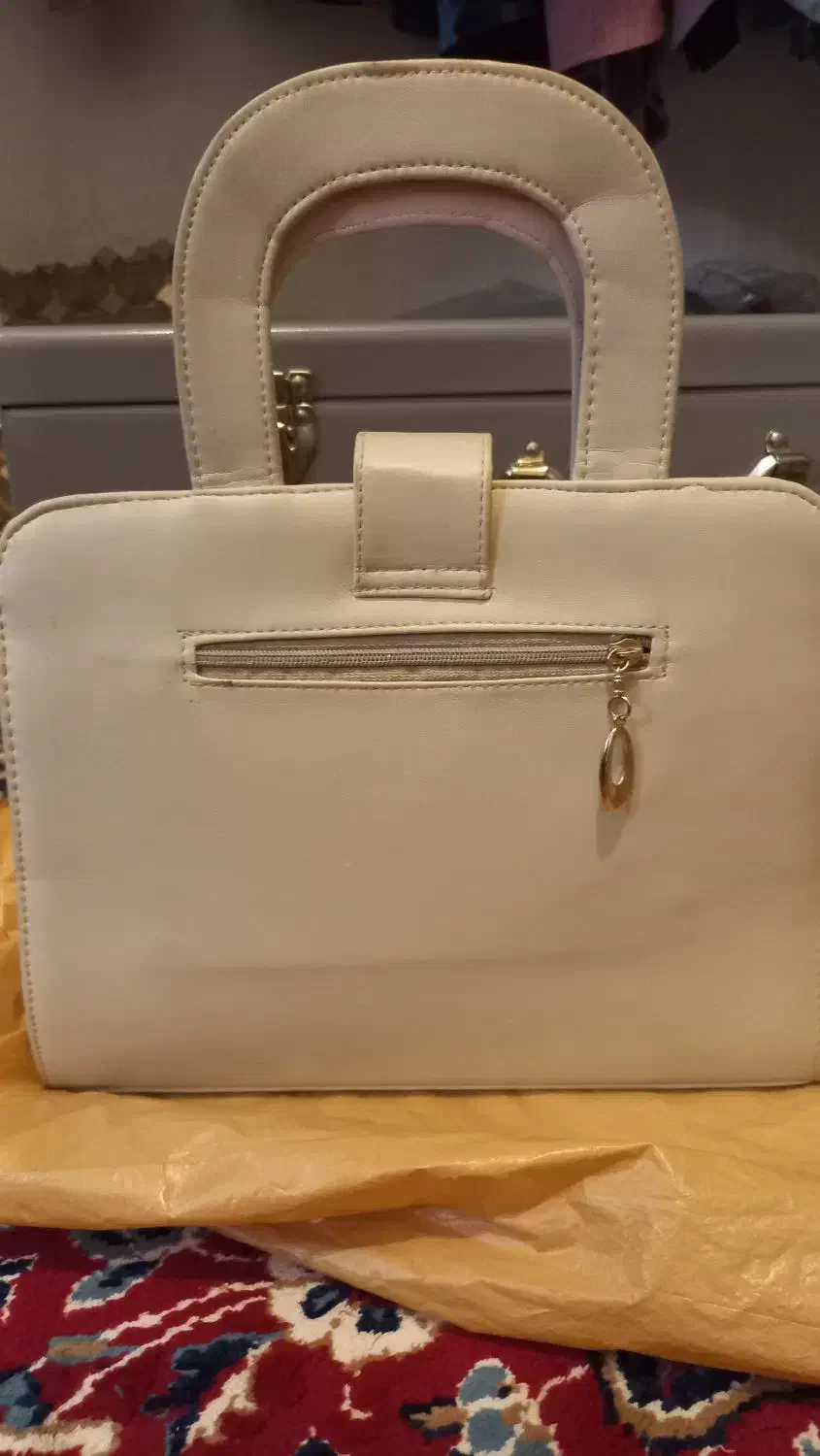 کیف|کیف، کفش، کمربند|خرم‌آباد, |دیوار