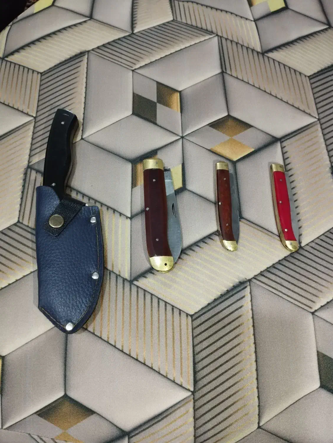 چاقو|کلکسیون اشیاء عتیقه|اهر, |دیوار