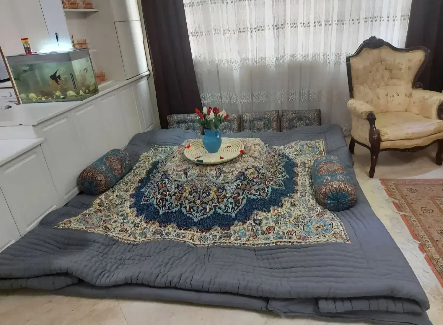 لحاف کرسی نرگسی 4 در 4 دست دوز با لوازمات مخصوص|رختخواب، بالش، پتو|تهران, شهرک ولیعصر جنوبی|دیوار