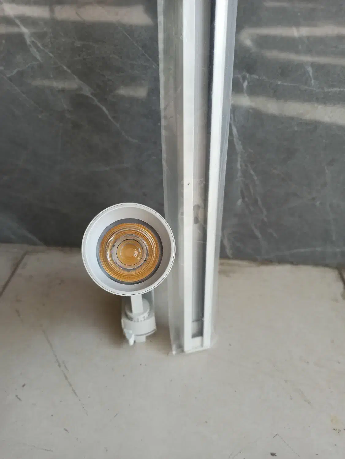 چراغ ریلی همرا ریل|لامپ و چراغ|اندیشه, اندیشه فاز ۵|دیوار