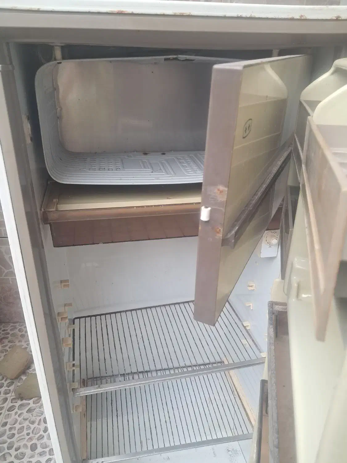 یخچال قیمت مناسب|یخچال و فریزر|اصفهان, شهرک کوثر|دیوار