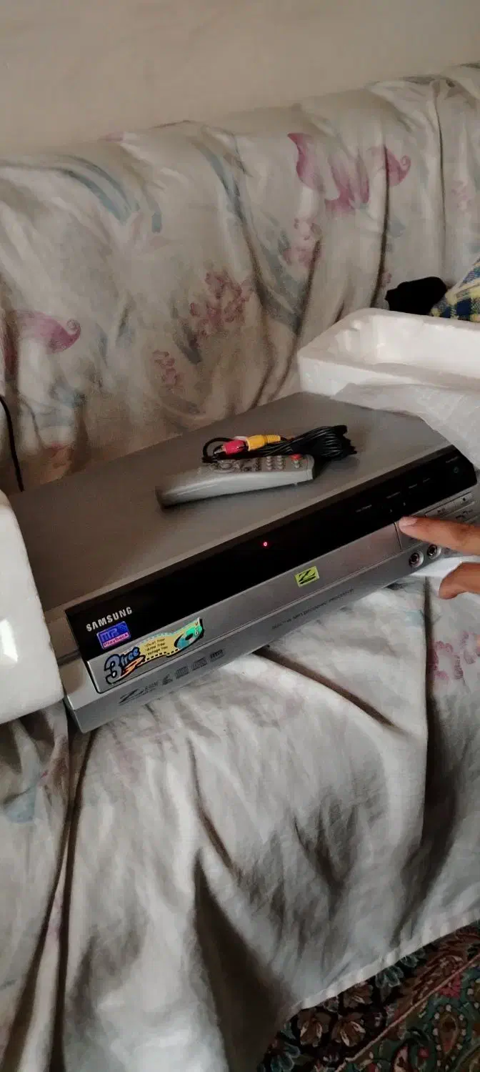 دستگاه سامسونگ سیدی خور|پخشکننده DVD و ویدیو|کرمان, |دیوار