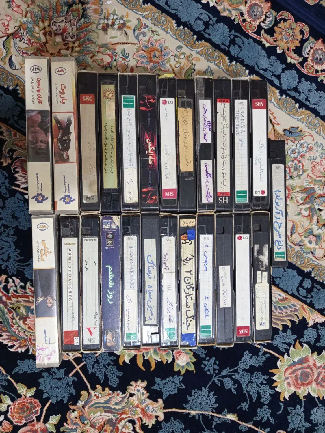 فیلم VHS|کلکسیون اشیاء عتیقه|بروجرد, |دیوار