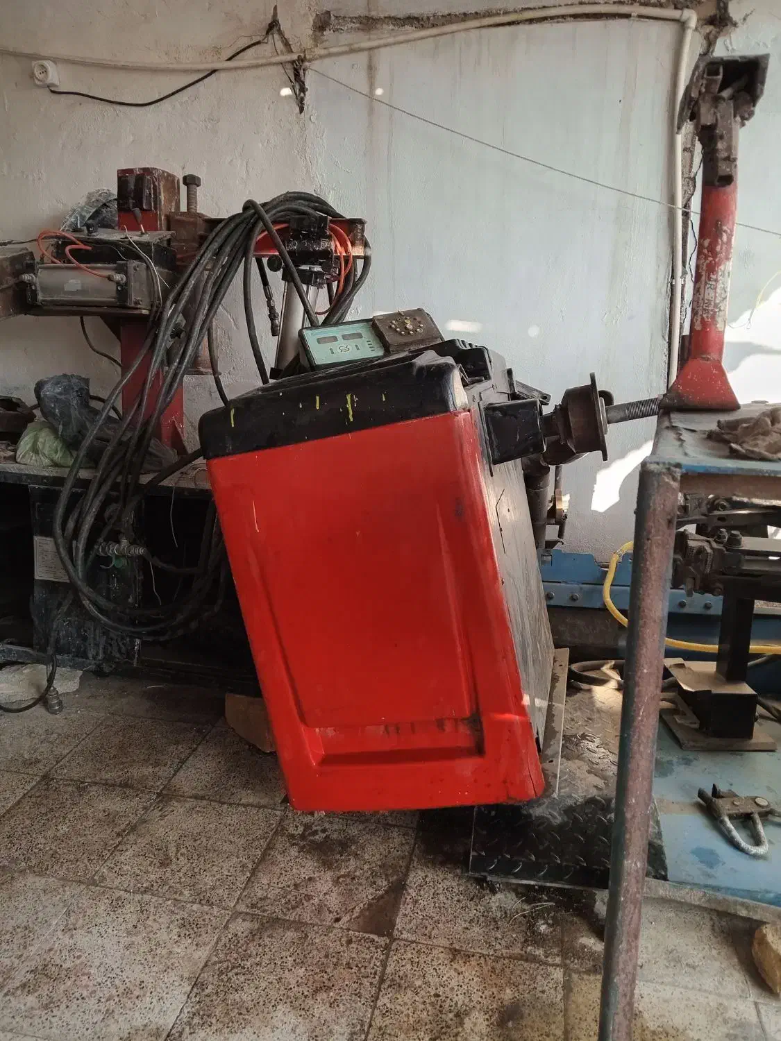 دستگاه|ابزارآلات|تربتحیدریه, پائین ولایت|دیوار