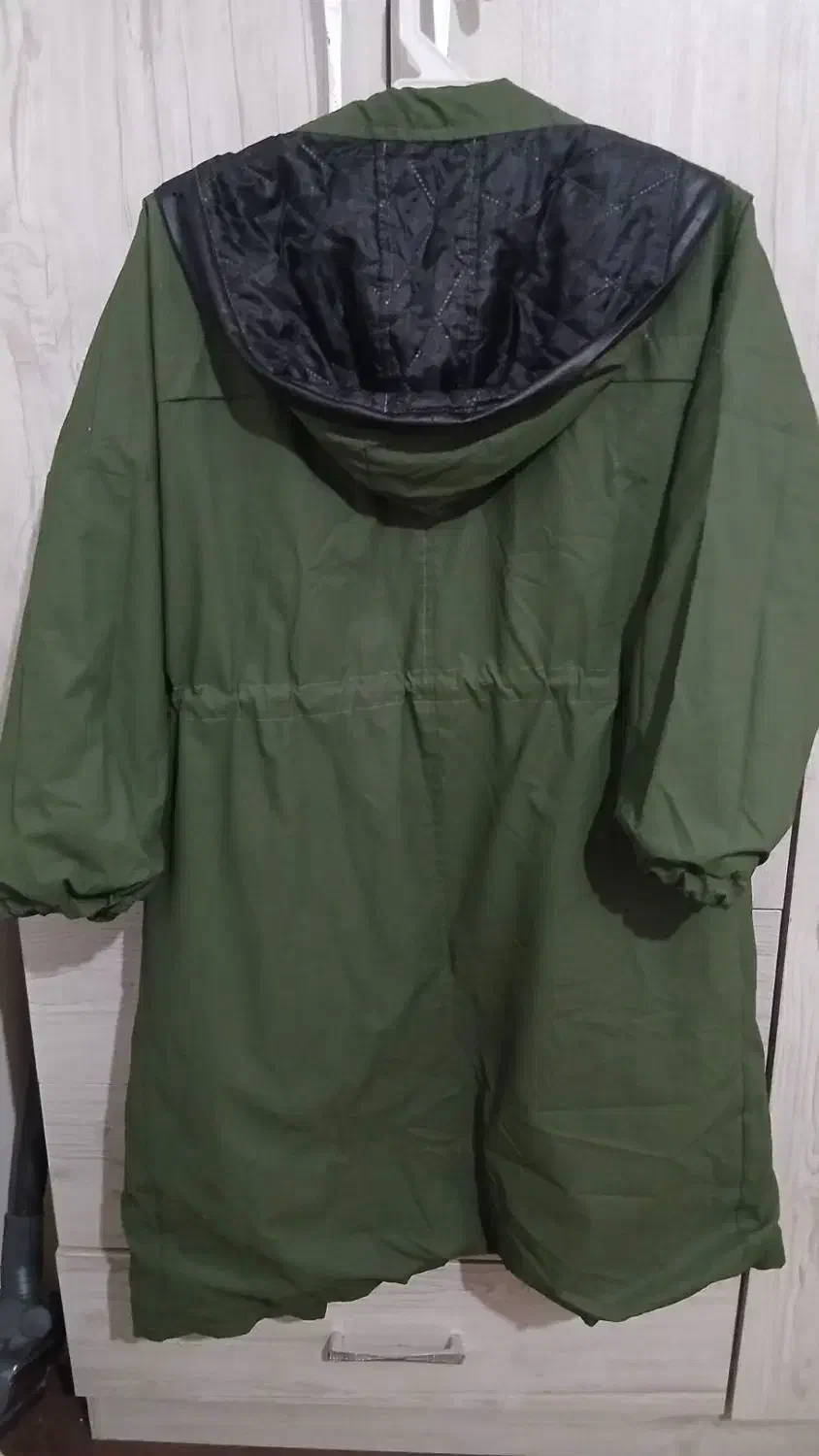 مانتو|لباس|رشت, جانبازان|دیوار