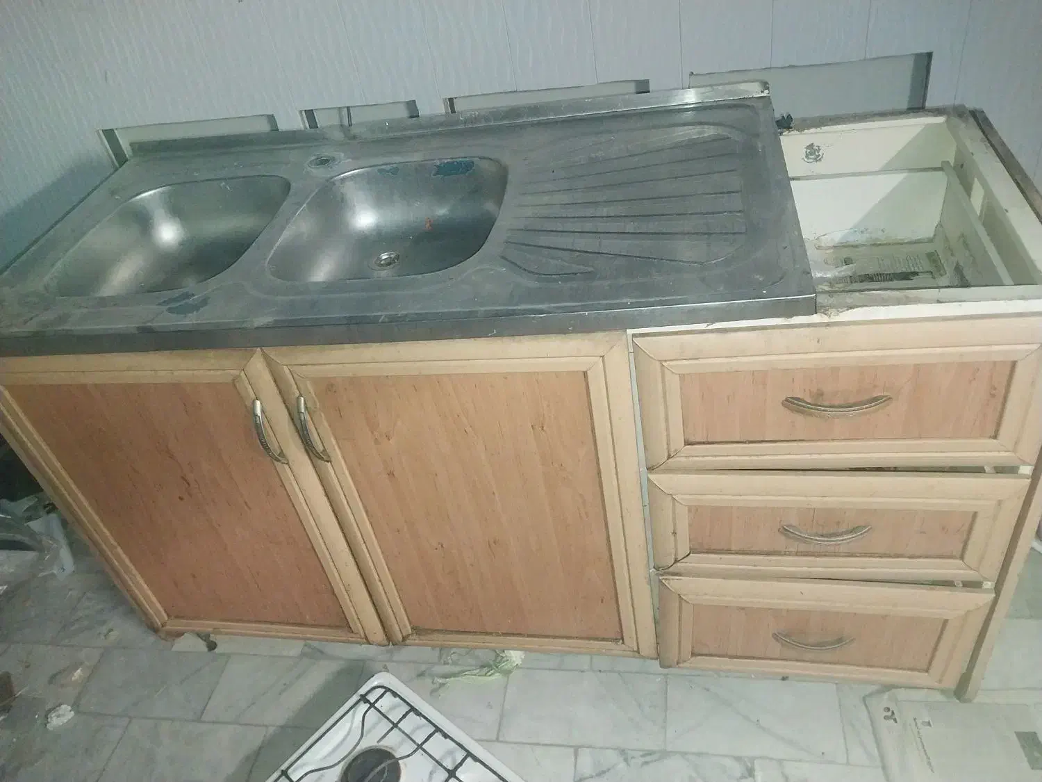 سینک و کابینت وگاز|اجاق گاز و لوازم برقی پختوپز|یزد, |دیوار