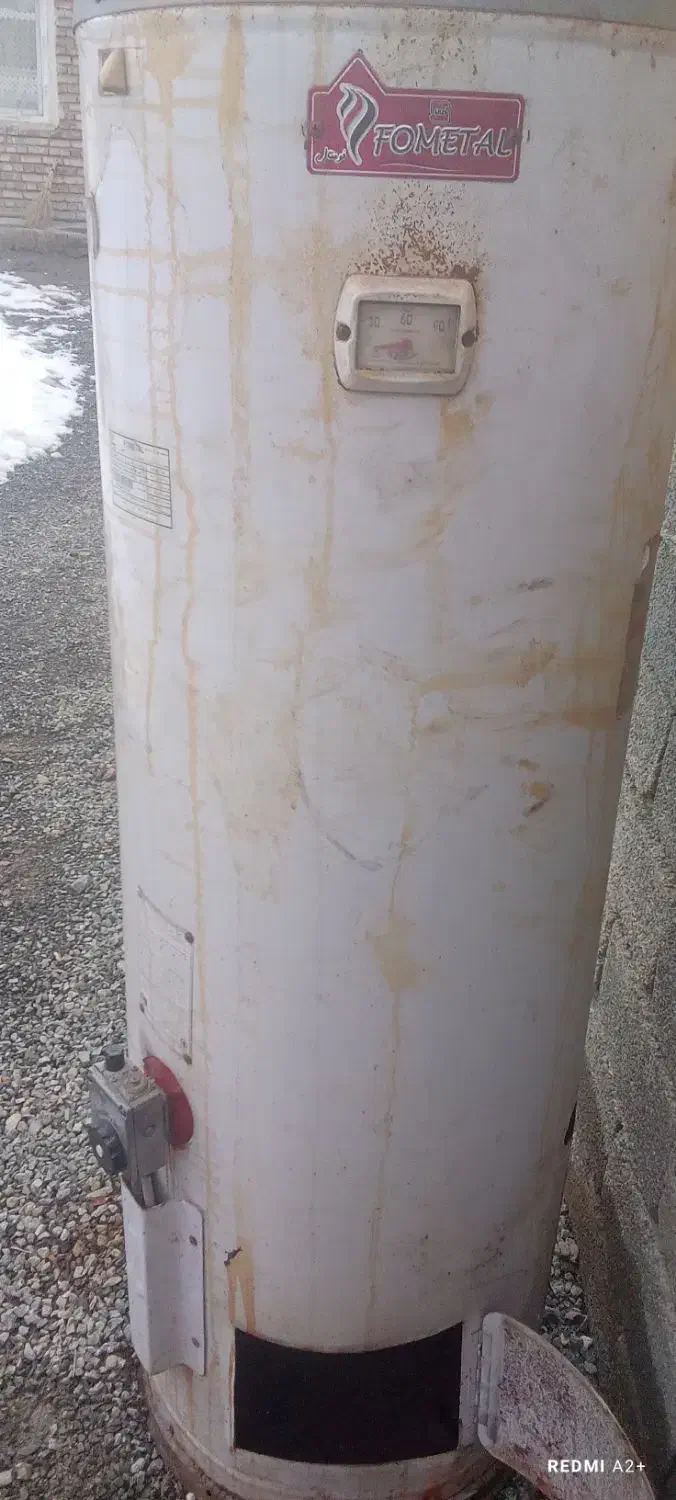 یک عددگرمکن یک عددروکپسن|آبگرمکن، پکیج، شوفاژ|سلماس, |دیوار