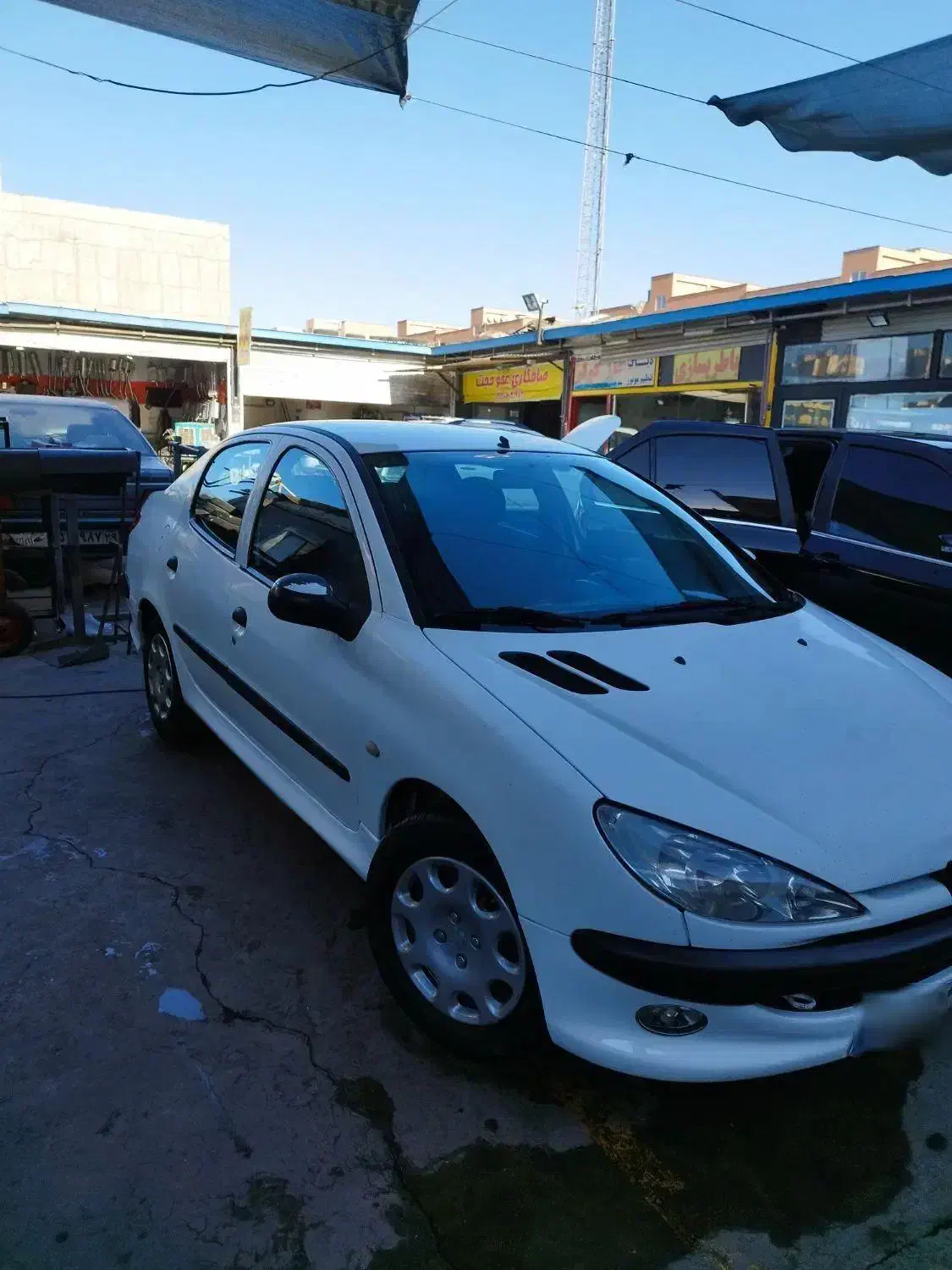 پژو 206 sdکارمندیV20 کارکرد180|خودرو سواری و وانت|پرند, فاز ۵|دیوار