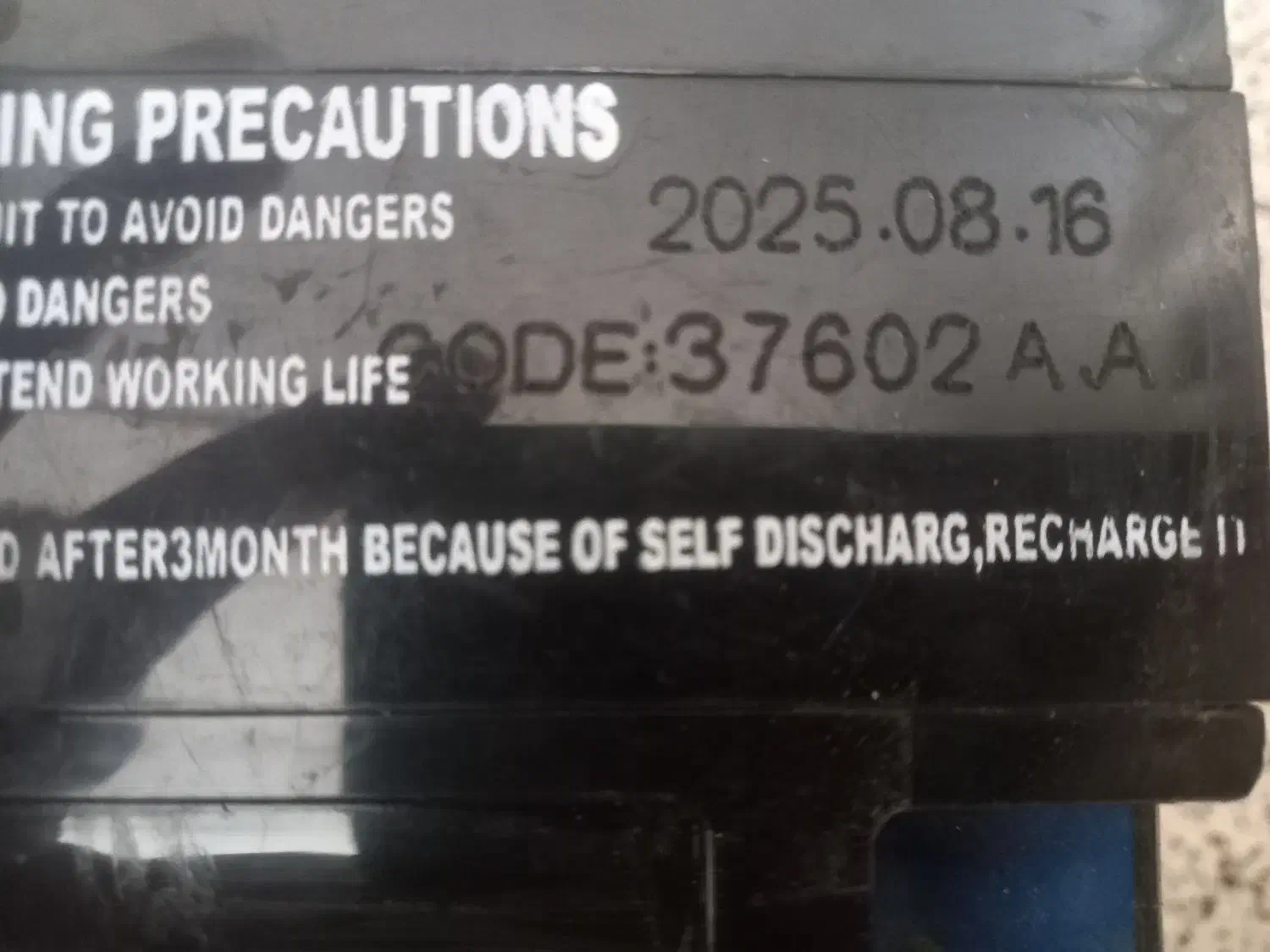 باتری موتور سیکلت ۱۲ ولت ۹ آمپر|قطعات یدکی و لوازم جانبی|تهران, نیلوفر|دیوار