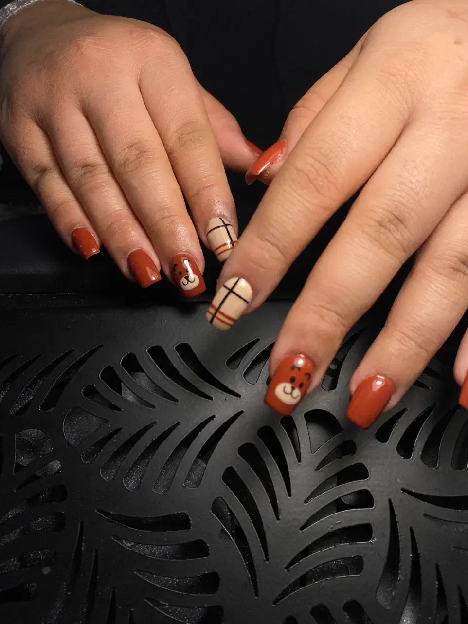 کاشت ناخن فقط ۲۵۰ هزارتومان|خدمات آرایشگری و زیبایی|کرمان, |دیوار