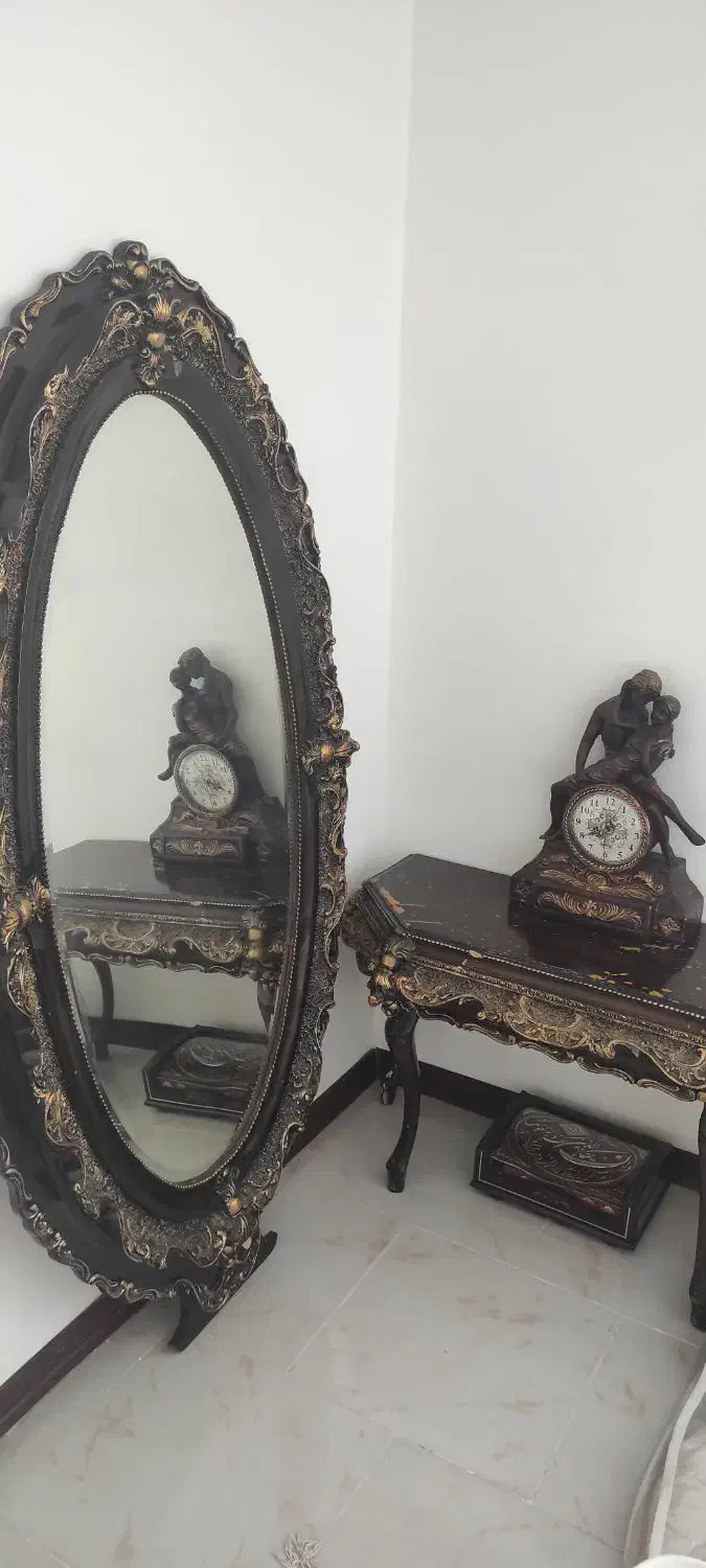 آیینه کنسول صندوق|کلکسیون اشیاء عتیقه|پردیس, فاز ۱۱|دیوار