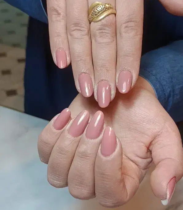 کاشت ناخن حرفه ای با نوبت دهی سریع،قیمت مناسب|خدمات آرایشگری و زیبایی|شاهرود, |دیوار