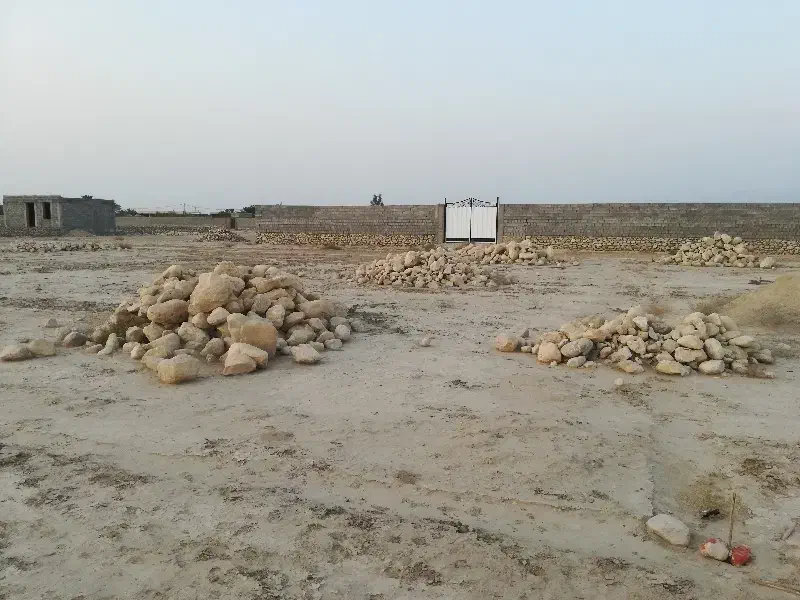 زمین روستای احمد آباد، باغک، بنه گز|فروش زمین و ملک کلنگی|اهرم, |دیوار