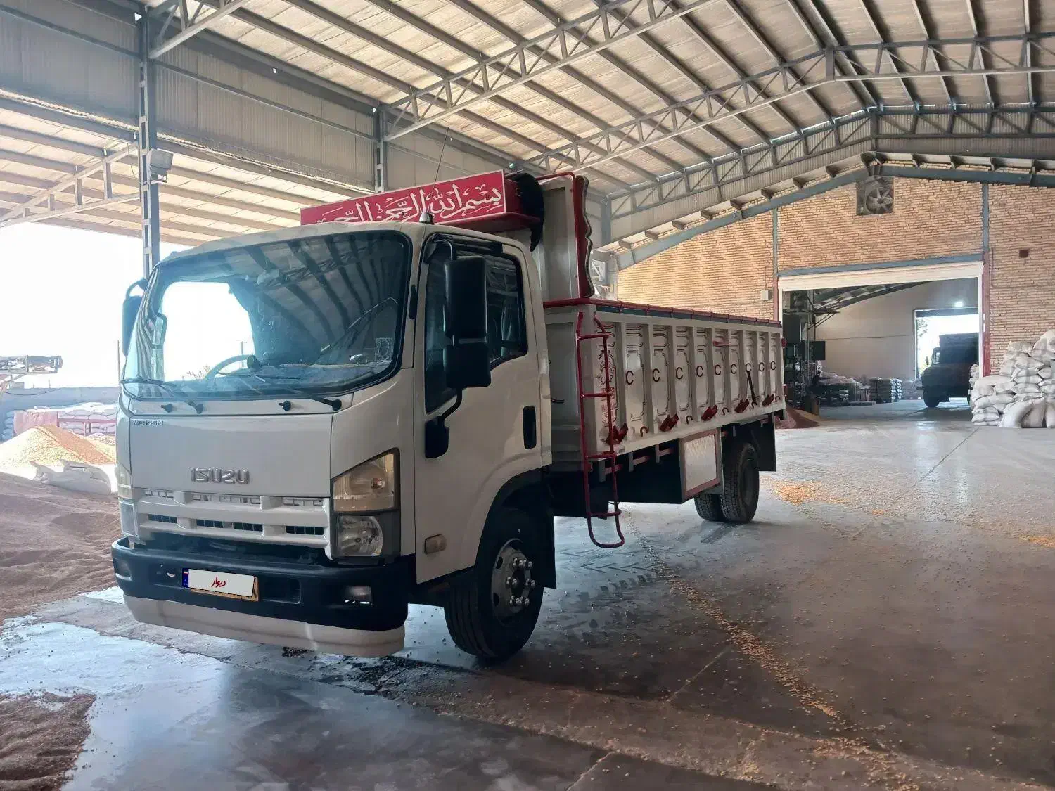 ایسوزو ۸ تن P700 مدل ۹۶|خودرو سنگین|دره شهر, |دیوار