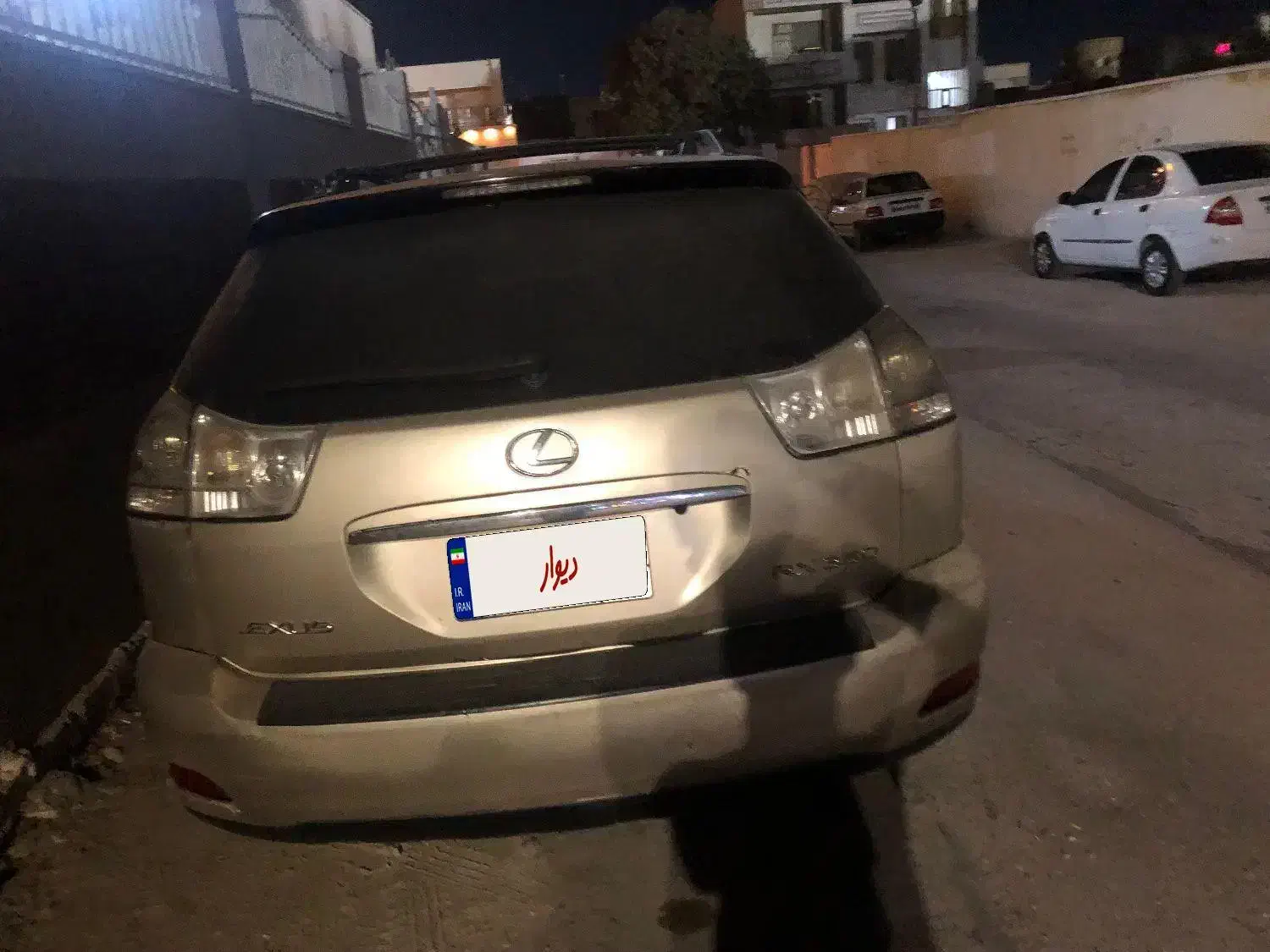 اجاره خودرو لکسوس rx350|خودرو اجارهای|قشم, |دیوار