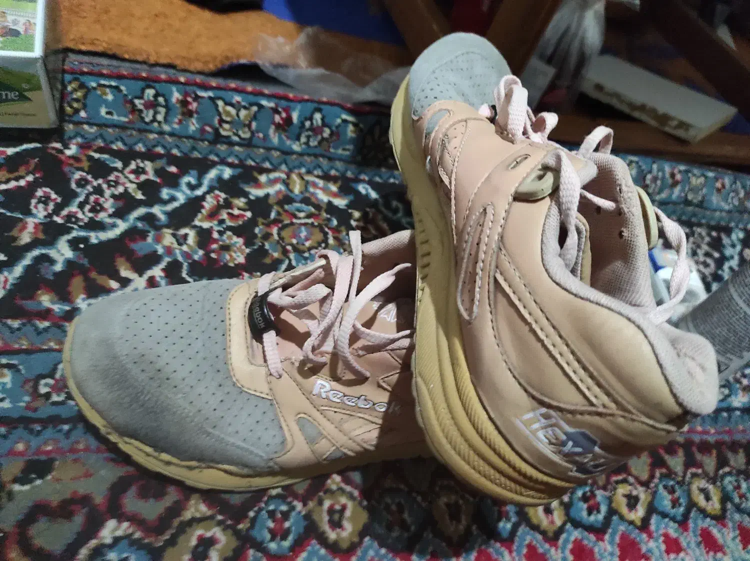 کفش اسپرت اورجینال|کیف، کفش، کمربند|صدرا-فارس, فاز ۱|دیوار